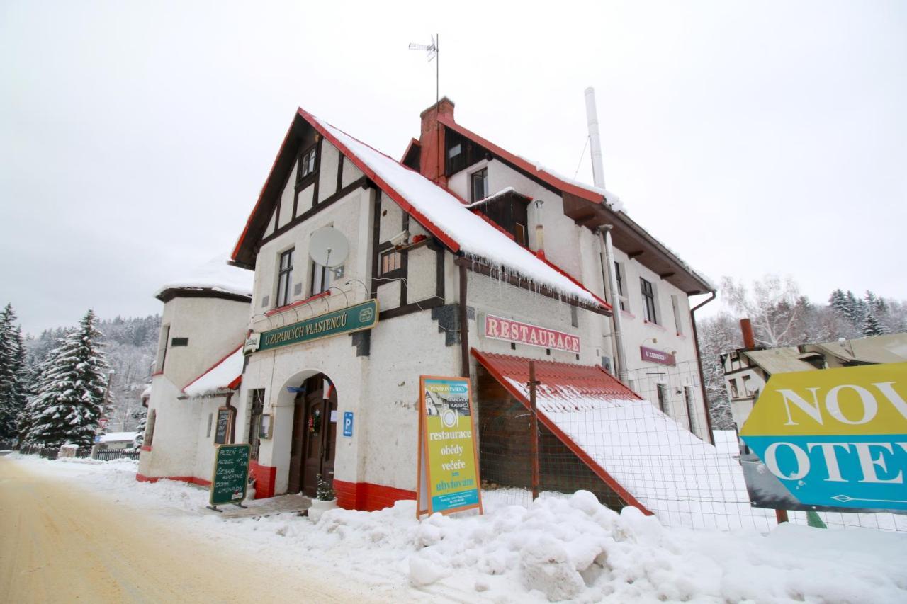Penzion Paseky U Zapadlych Vlastencu Esterno foto