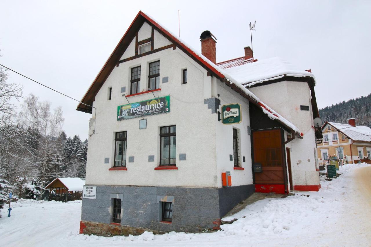 Penzion Paseky U Zapadlych Vlastencu Esterno foto